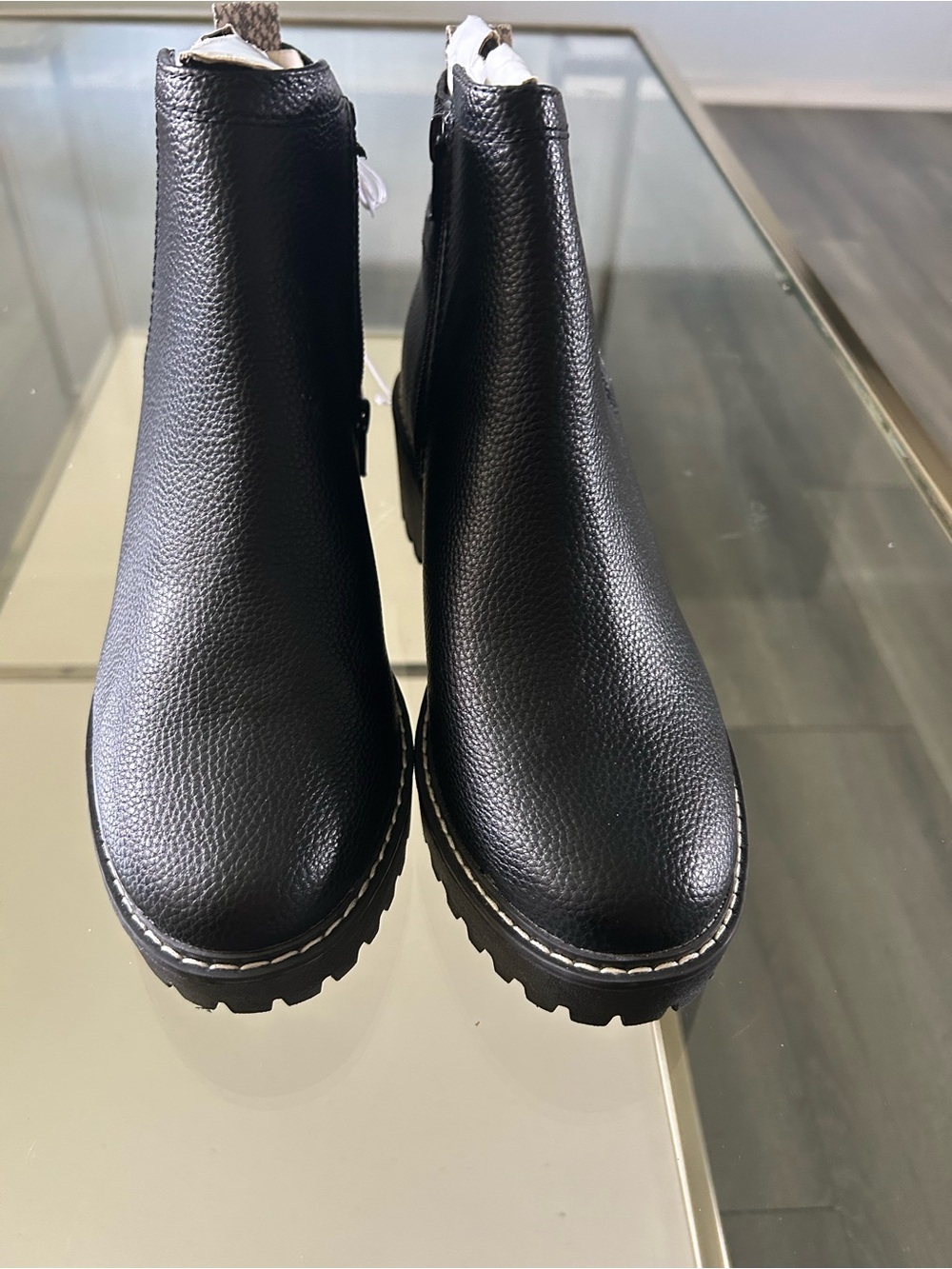 Forever 21 Black Textured Chelsea Ankle Boots